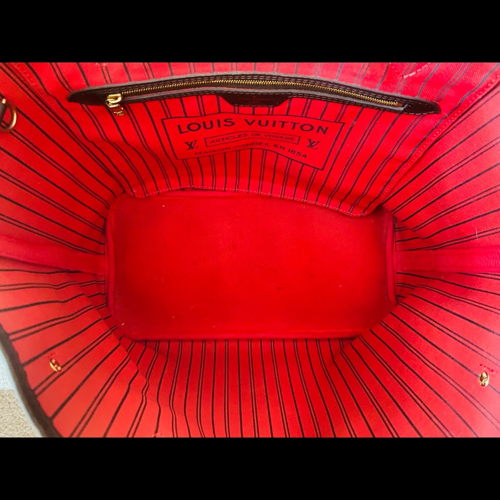 Louis Vuitton Damier Ebene Neverfull MM - Picture 14 of 17